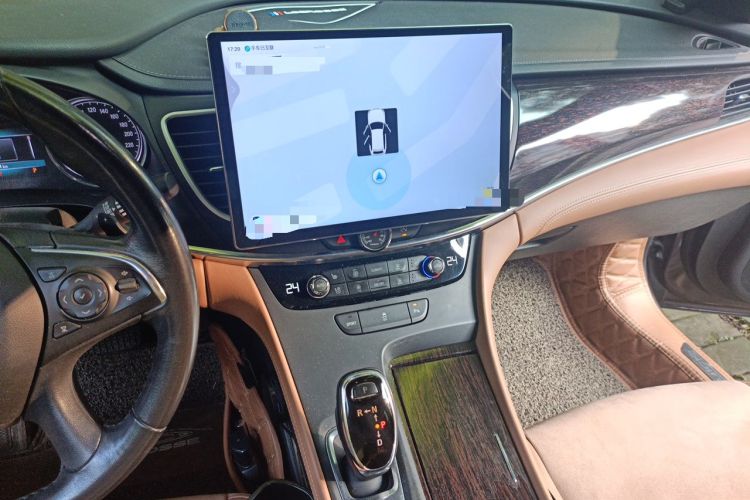 Used Buick LaCrosse 2016 20T Elite Edition Audio And AC Panel
