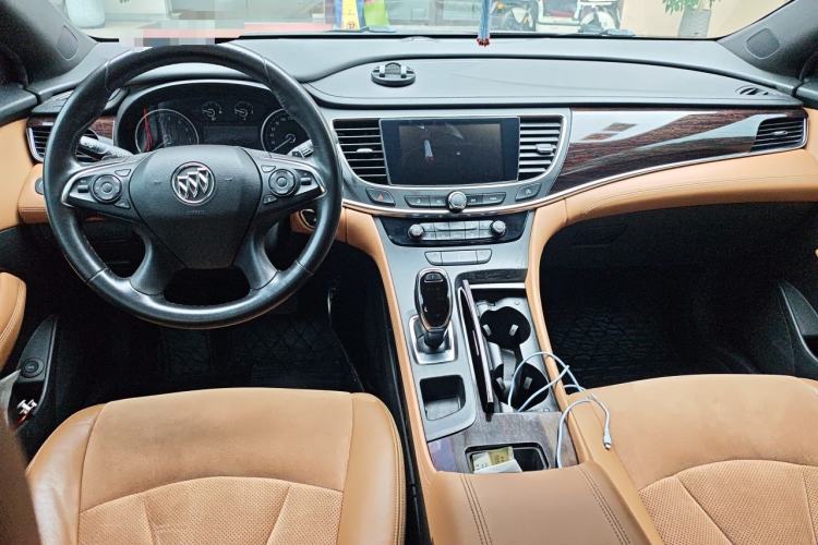 Used Buick LaCrosse 2016 20T Elite Edition Center Console
