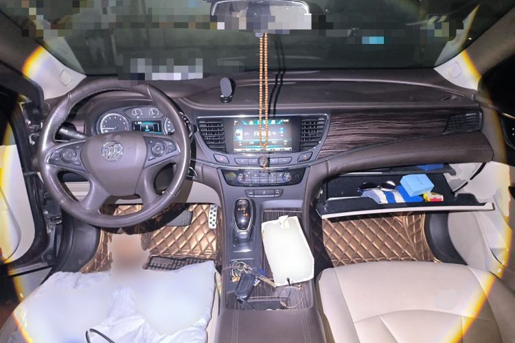Used Buick LaCrosse 2016 20T Leading Model Center Console