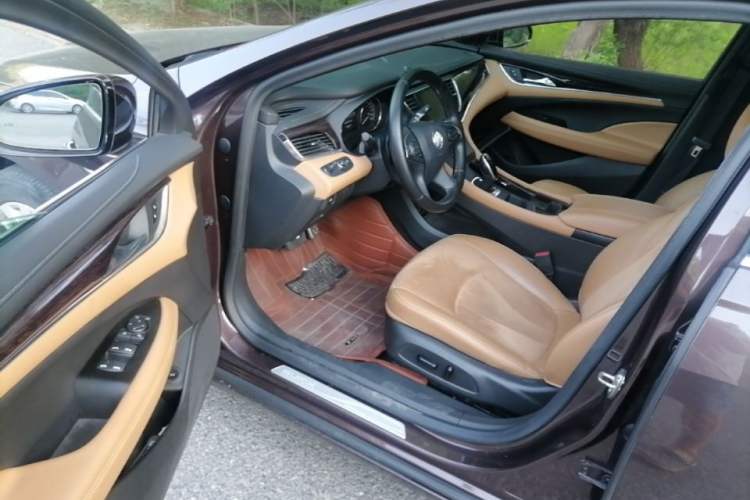 Used Buick LaCrosse 2016 28T Premium Edition Driver Seat