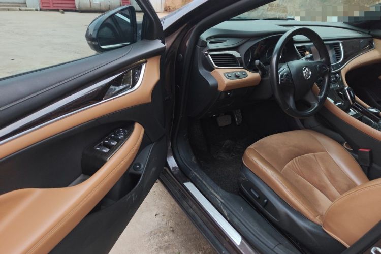 Used Buick LaCrosse 2016 28T Elite Model Driver Seat
