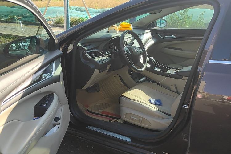 Used Buick LaCrosse 2016 Revised 20T Leading Edition Driver Seat