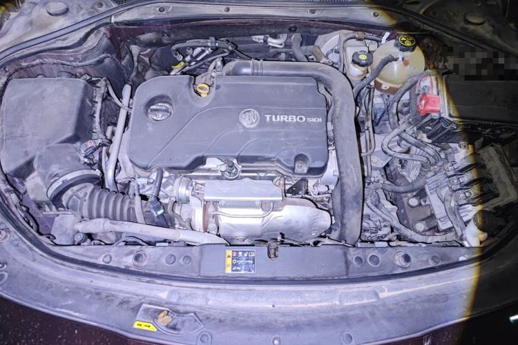 Used Buick LaCrosse 2016 20T Elite Edition Engine Bay