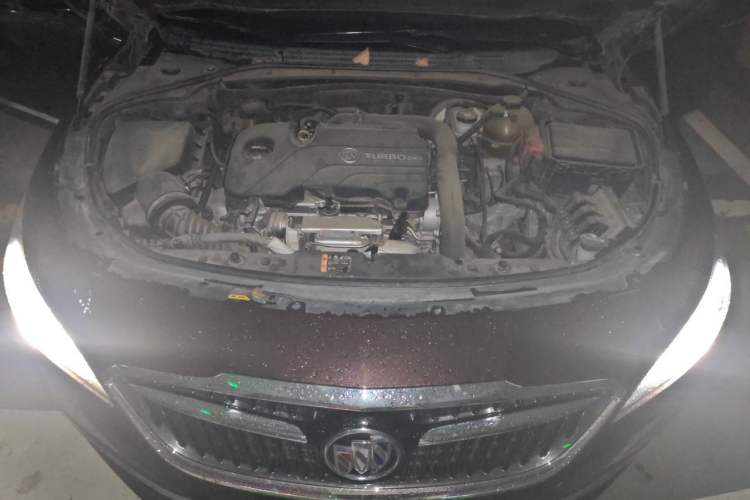 Used Buick LaCrosse 2016 20T Elite Edition Engine Bay