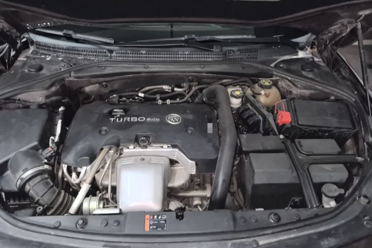 Used Buick LaCrosse 2016 Revised Version 28T Elite Edition Engine Bay