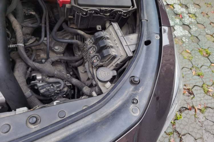 Used Buick LaCrosse 2016 20T Elite Edition Engine Bay Left