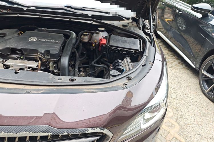 Used Buick LaCrosse 2016 20T Elite Edition Engine Bay Left