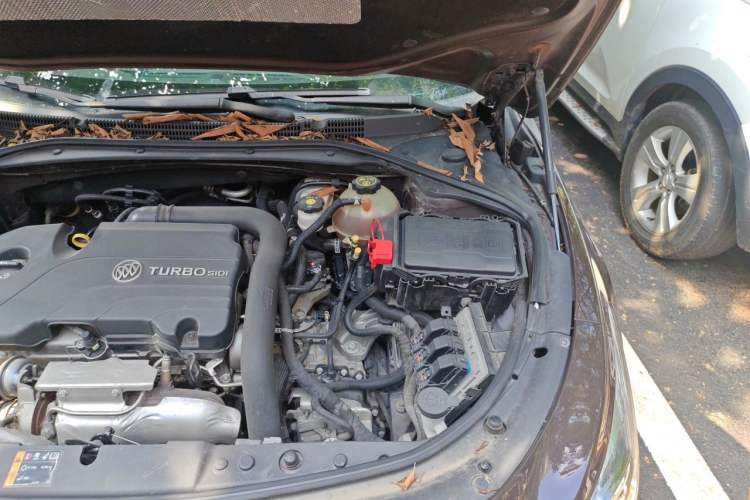Used Buick LaCrosse 2016 20T Leading Model Engine Bay Left