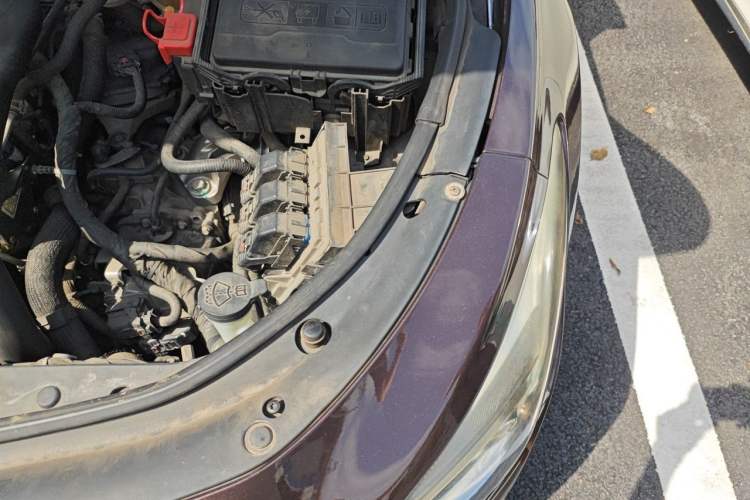 Used Buick LaCrosse 2016 20T Elite Edition Engine Bay Left