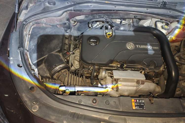 Used Buick LaCrosse 2016 20T Elite Edition Engine Bay Right