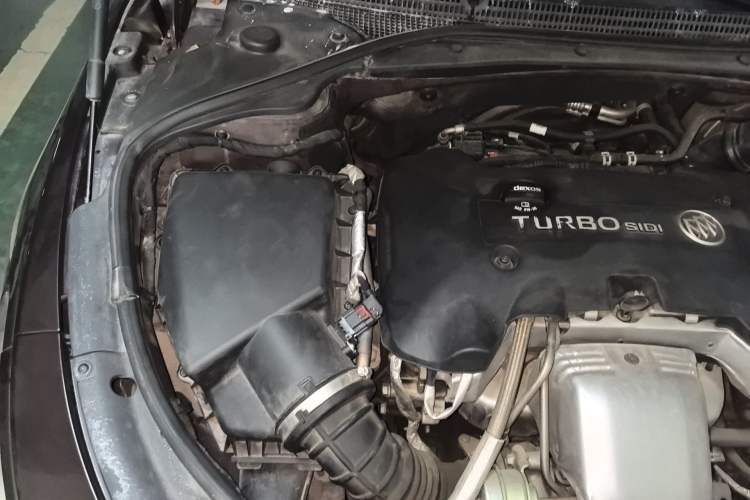 Used Buick LaCrosse 2016 Revised Version 28T Elite Edition Engine Bay Right