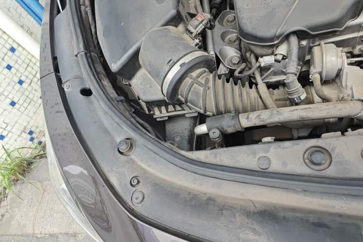 Used Buick LaCrosse 2016 20T Luxury Model Engine Bay Right