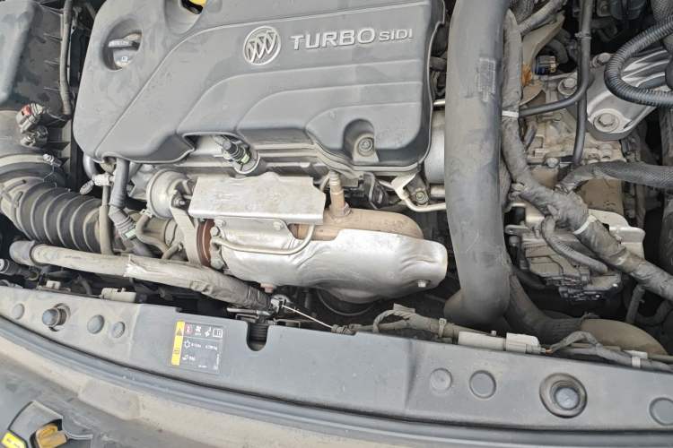 Used Buick LaCrosse 2016 20T Luxury Model Engine Bay