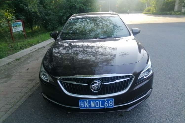 Used Buick LaCrosse 2016 28T Premium Edition Front