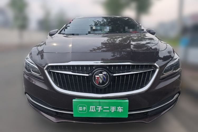 Used Buick LaCrosse 2016 28T Luxury Version Front