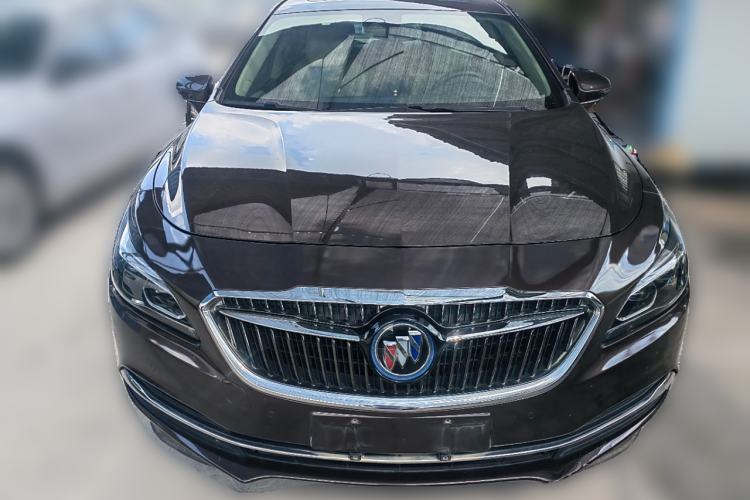 Used Buick LaCrosse 2016 30H Luxury Version Front