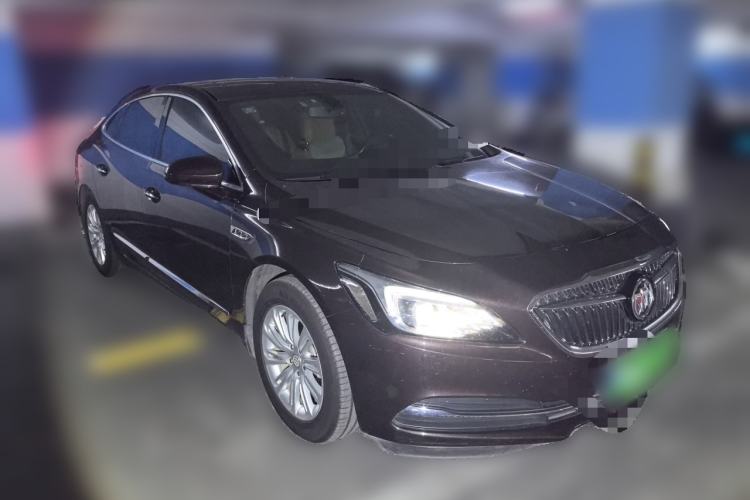 Used Buick LaCrosse 2016 20T Elite Edition Front Right 45 Deg