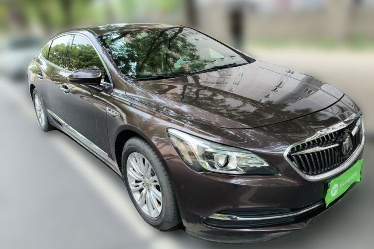 Used Buick LaCrosse 2016 20T Luxury Model Front Right 45 Deg