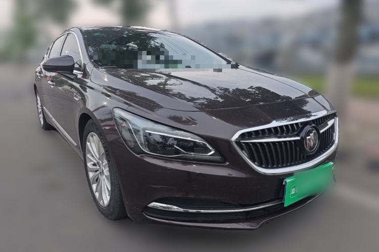 Used Buick LaCrosse 2016 28T Luxury Version Front Right 45 Deg