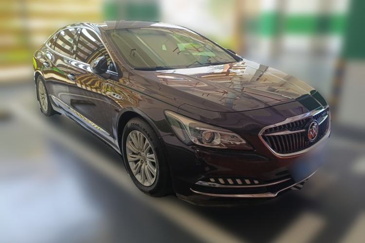 Used Buick LaCrosse 2016 20T Elite Edition Front Right 45 Deg