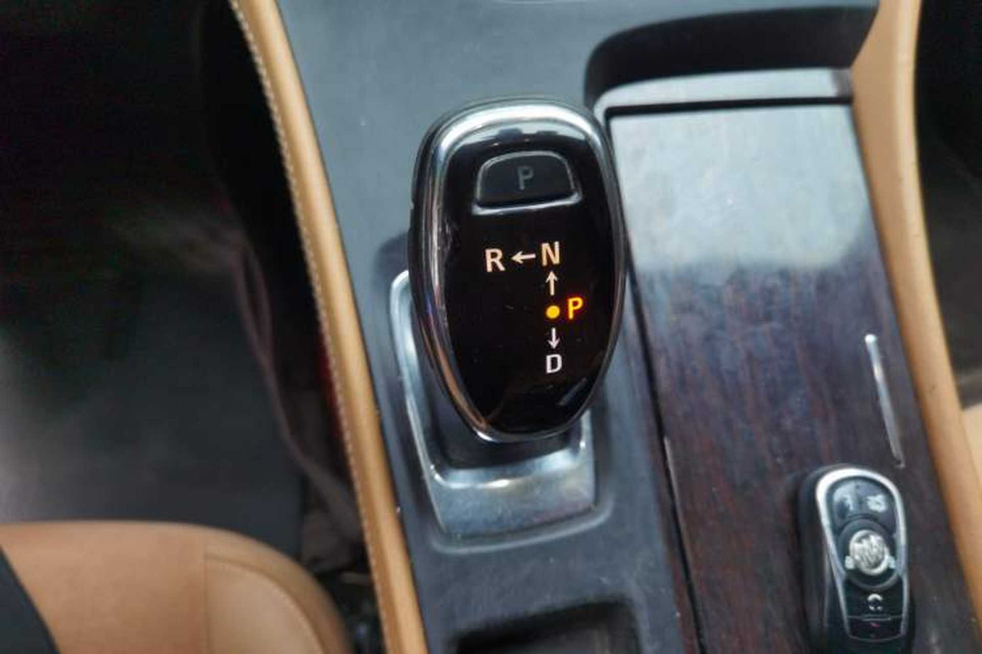 Used Buick LaCrosse 2016 20T Elite Edition Gear Lever
