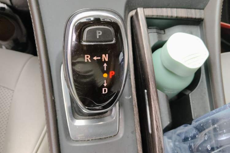 Used Buick LaCrosse 2016 20T Leading Model Gear Lever