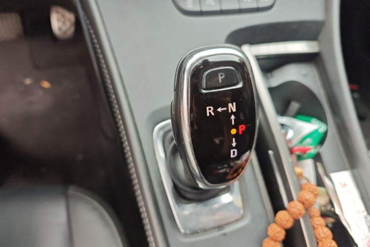 Used Buick LaCrosse 2016 Revised Version 28T Elite Edition Gear Lever