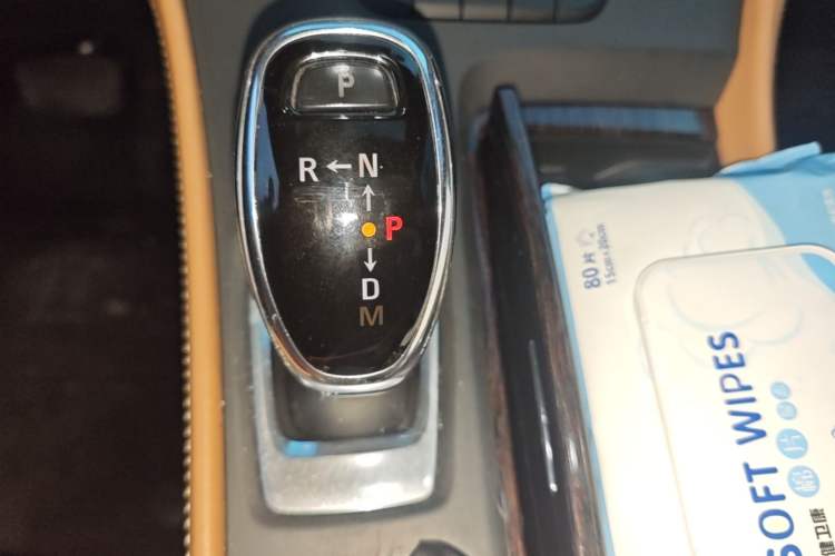 Used Buick LaCrosse 2016 28T Luxury Version Gear Lever
