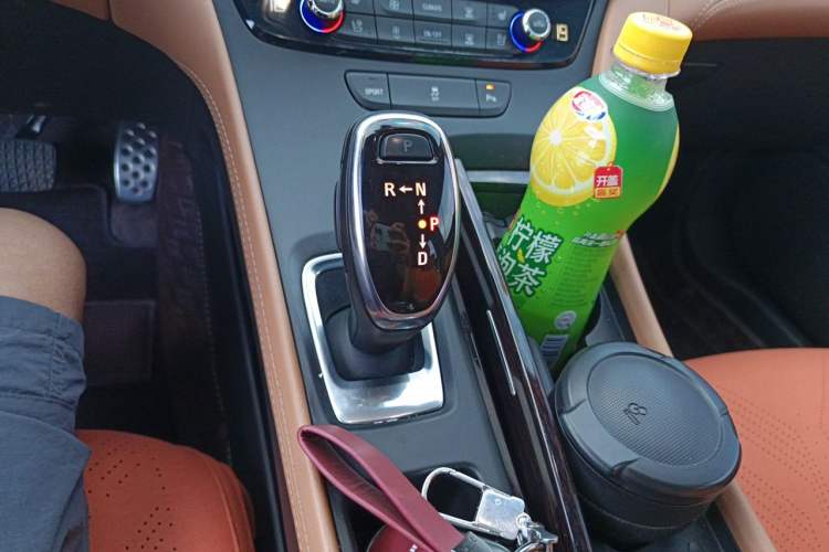 Used Buick LaCrosse 2016 20T Elite Edition Gear Lever
