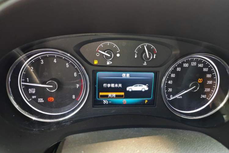 Used Buick LaCrosse 2016 20T Leading Model Instrument Cluster