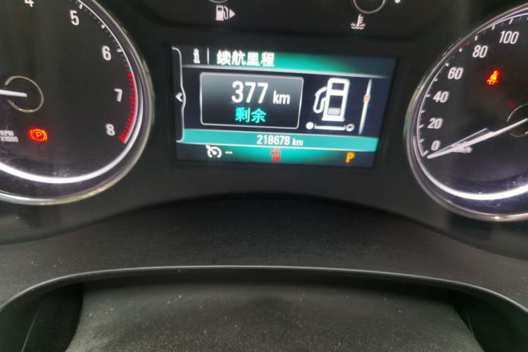 Used Buick LaCrosse 2016 20T Elite Edition Odometer Close Up