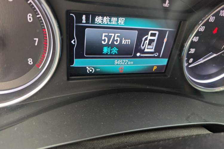 Used Buick LaCrosse 2016 Revised Version 28T Elite Edition Odometer Close Up