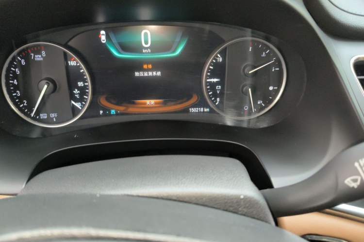 Used Buick LaCrosse 2016 20T Luxury Model Odometer Close Up