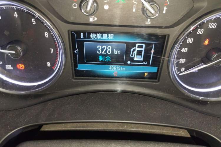 Used Buick LaCrosse 2016 20T Elite Edition Odometer Close Up