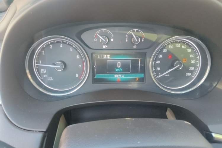 Used Buick LaCrosse 2016 Revised 20T Leading Edition Odometer Close Up
