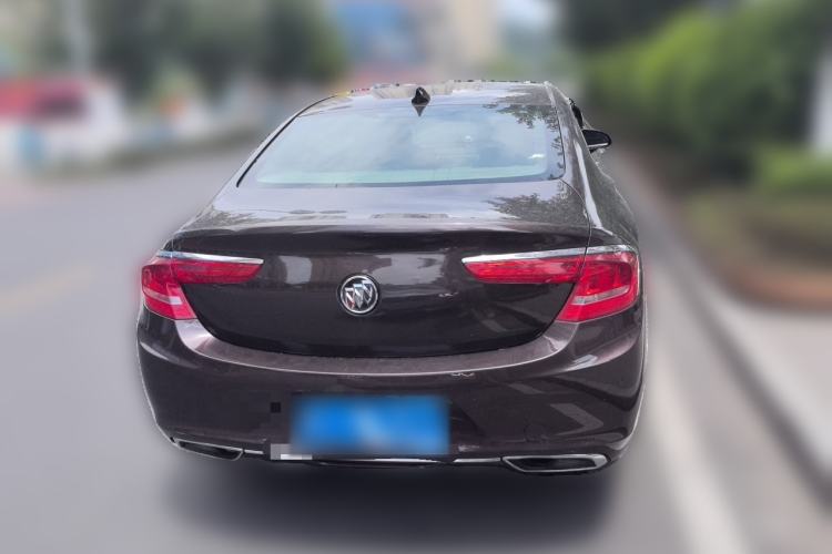 Used Buick LaCrosse 2016 28T Luxury Version Rear