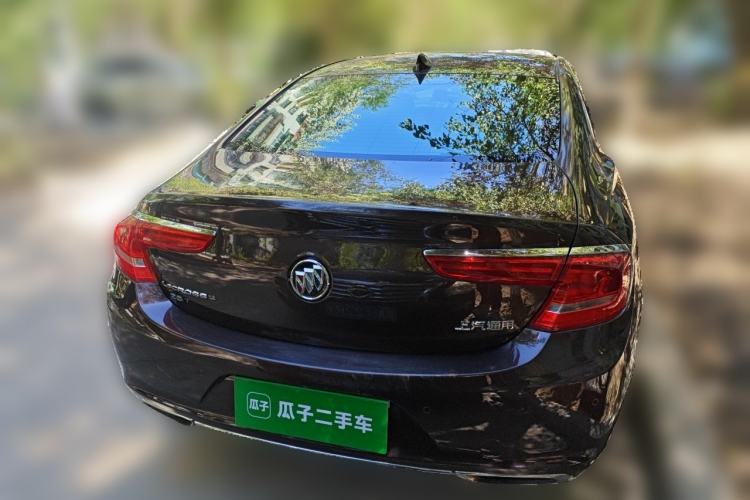 Used Buick LaCrosse 2016 28T Luxury Version Rear
