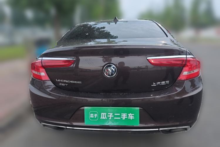 Used Buick LaCrosse 2016 28T Luxury Version Rear