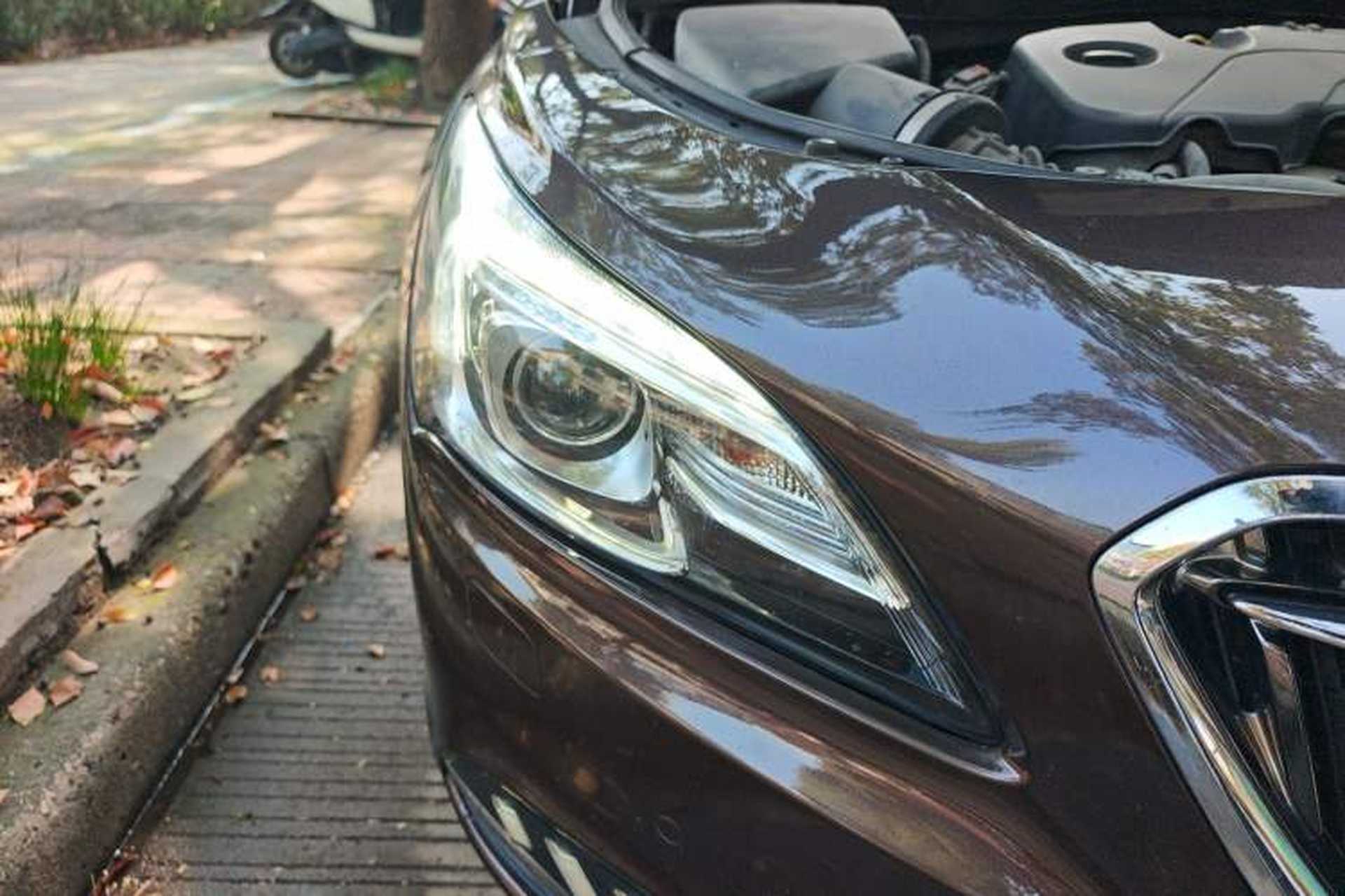 Used Buick LaCrosse 2016 20T Luxury Model Right Front Headlight