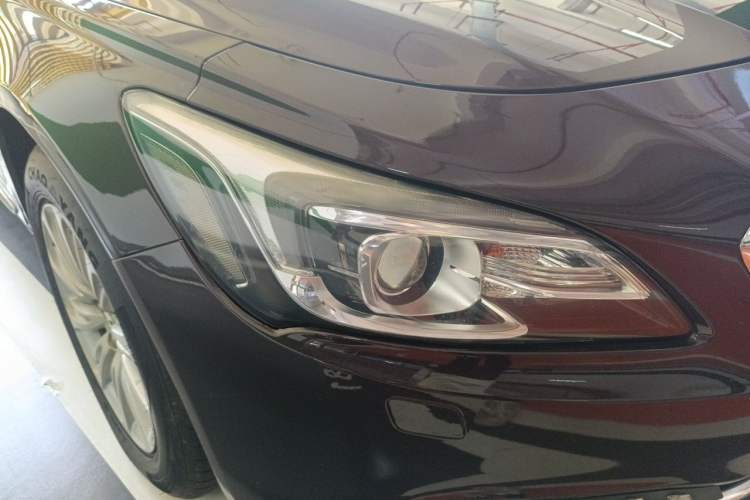 Used Buick LaCrosse 2016 20T Elite Edition Right Front Headlight
