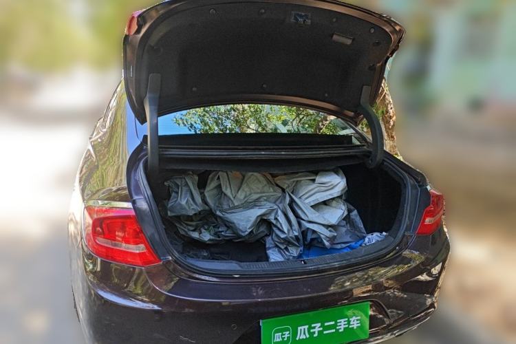 Used Buick LaCrosse 2016 28T Luxury Version Trunk