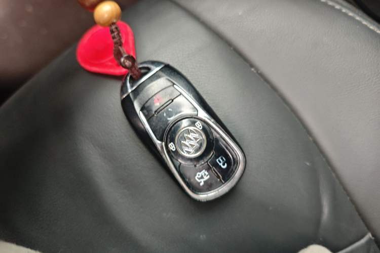 Used Buick LaCrosse 2016 Revised Version 28T Elite Edition Vehicle Key