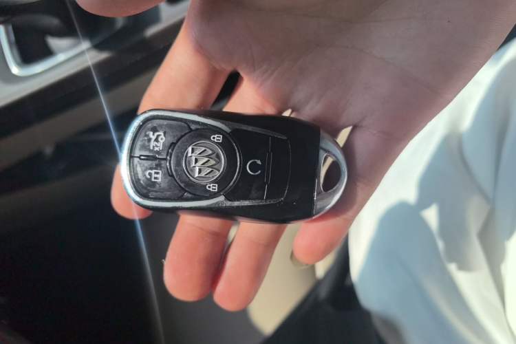 Used Buick LaCrosse 2016 Revised 20T Leading Edition Vehicle Key