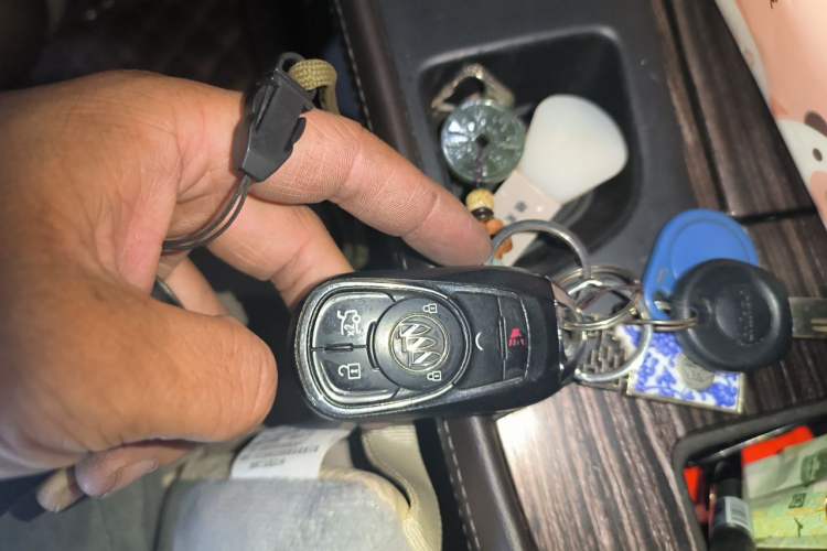 Used Buick LaCrosse 2016 20T Leading Model Vehicle Key