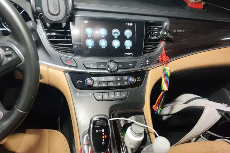 Used Buick LaCrosse 2016 20T Luxury Model Audio And AC Panel