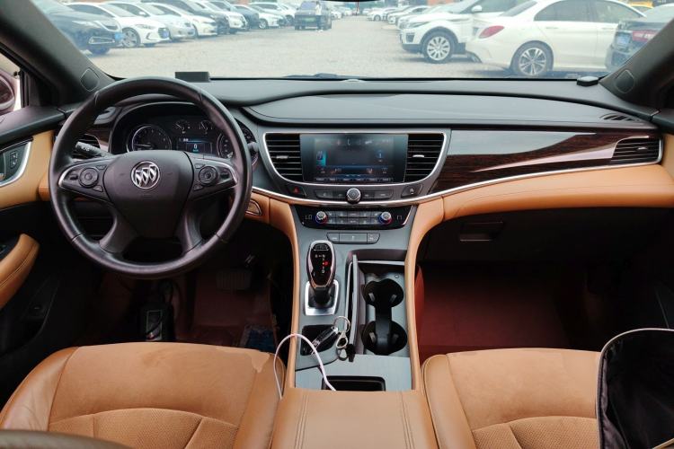 Used Buick LaCrosse 2016 20T Elite Edition Center Console