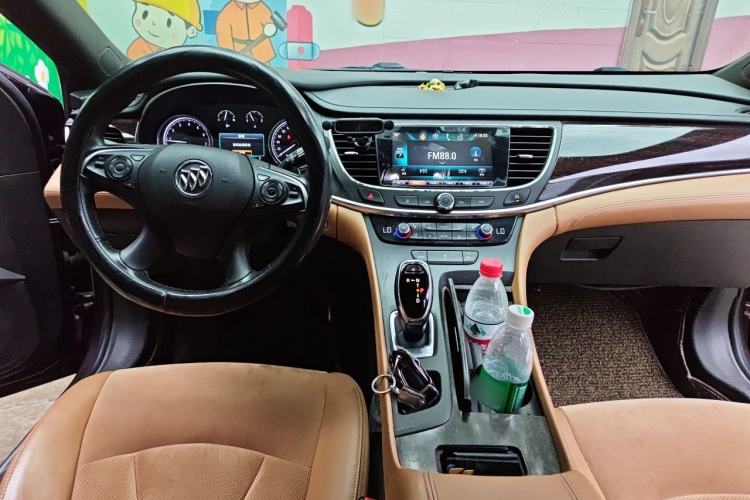 Used Buick LaCrosse 2016 20T Elite Edition Center Console