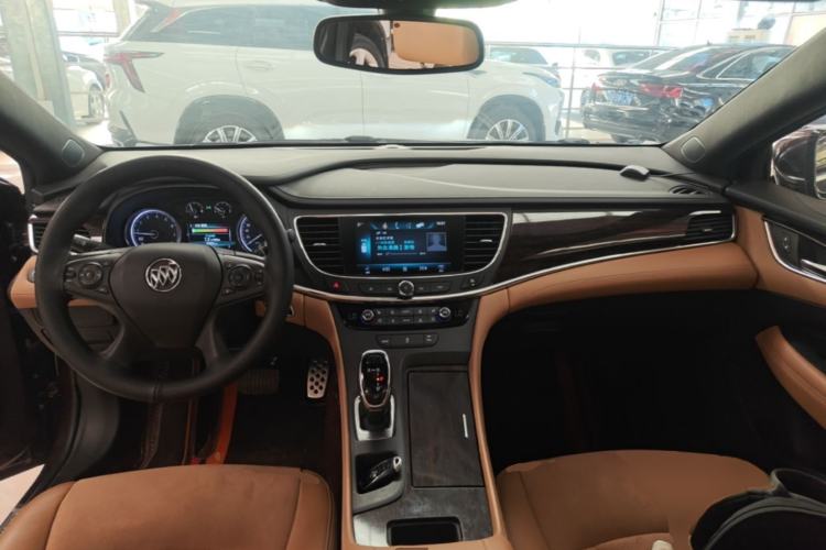 Used Buick LaCrosse 2016 20T Elite Edition Center Console