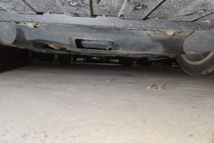 Used Buick LaCrosse 2016 28T Luxury Version Chassis Front