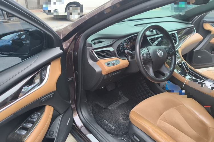 Used Buick LaCrosse 2016 28T Luxury Version Driver Seat